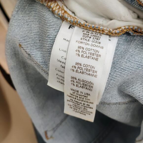 FRAME Le Cutoff Distressed Denim Shorts in Forton Downs Size 26 - Picture 11 of 16